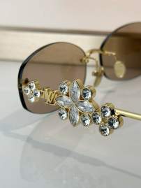 Picture of Louis Vuitton Sunglasses _SKUfw81854368fw